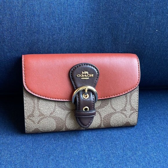Coach Kleo Wallet In Signature Canvas Khaki Multi - Picture 14 of 16